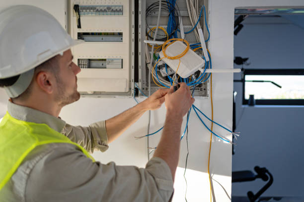 Best Local Electrician Companies  in Old Jamestown, MO